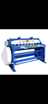 Großes Fuß-Platten-Metallscherende Maschinen-Stahlplatten-Schneider-Maschine Multifunktions