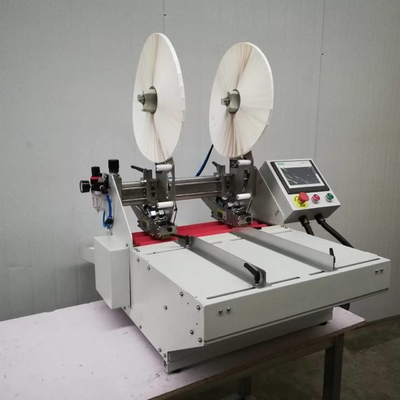 Halb automatisches doppeltes mit Seiten versehenes Band, das Maschine mit PLC-Touch Screen klebt